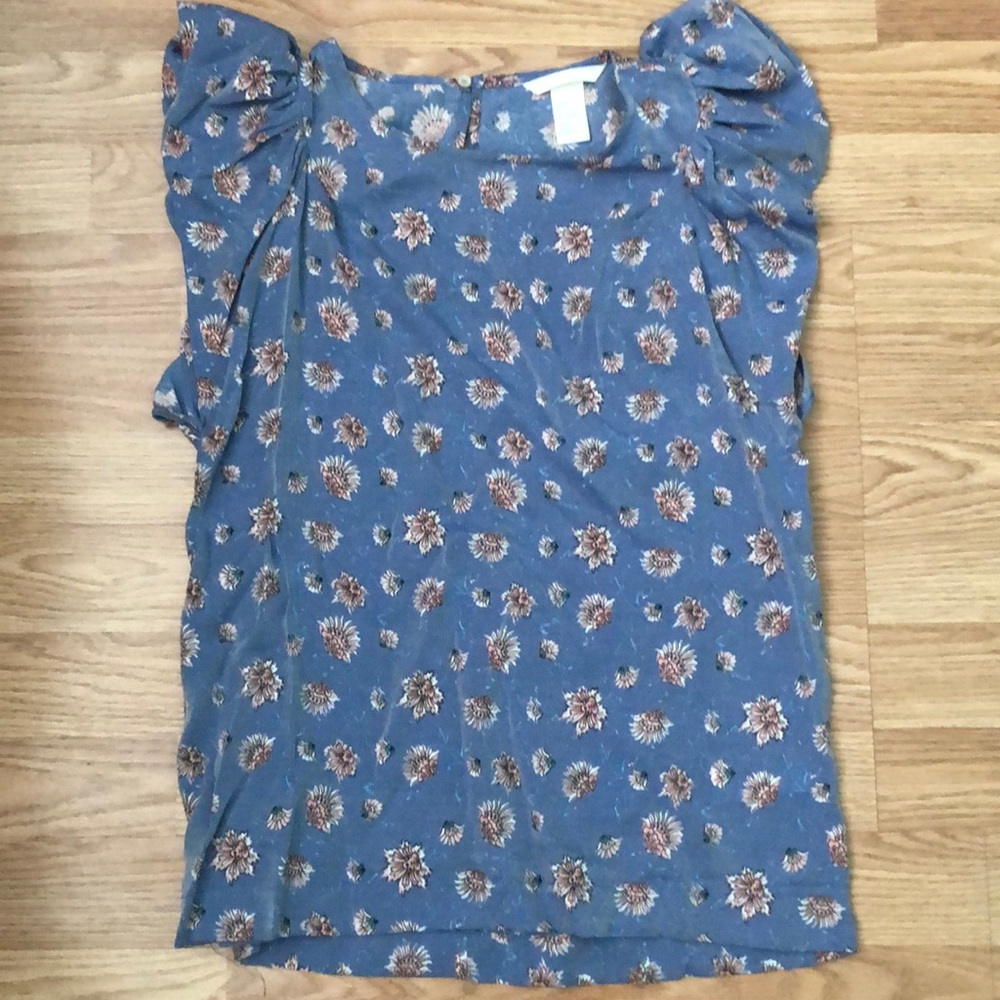 Short sleeve blouse